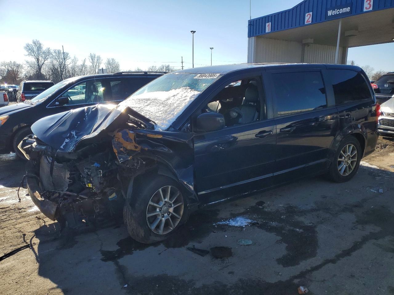 Salvage Dodge Caravan Image