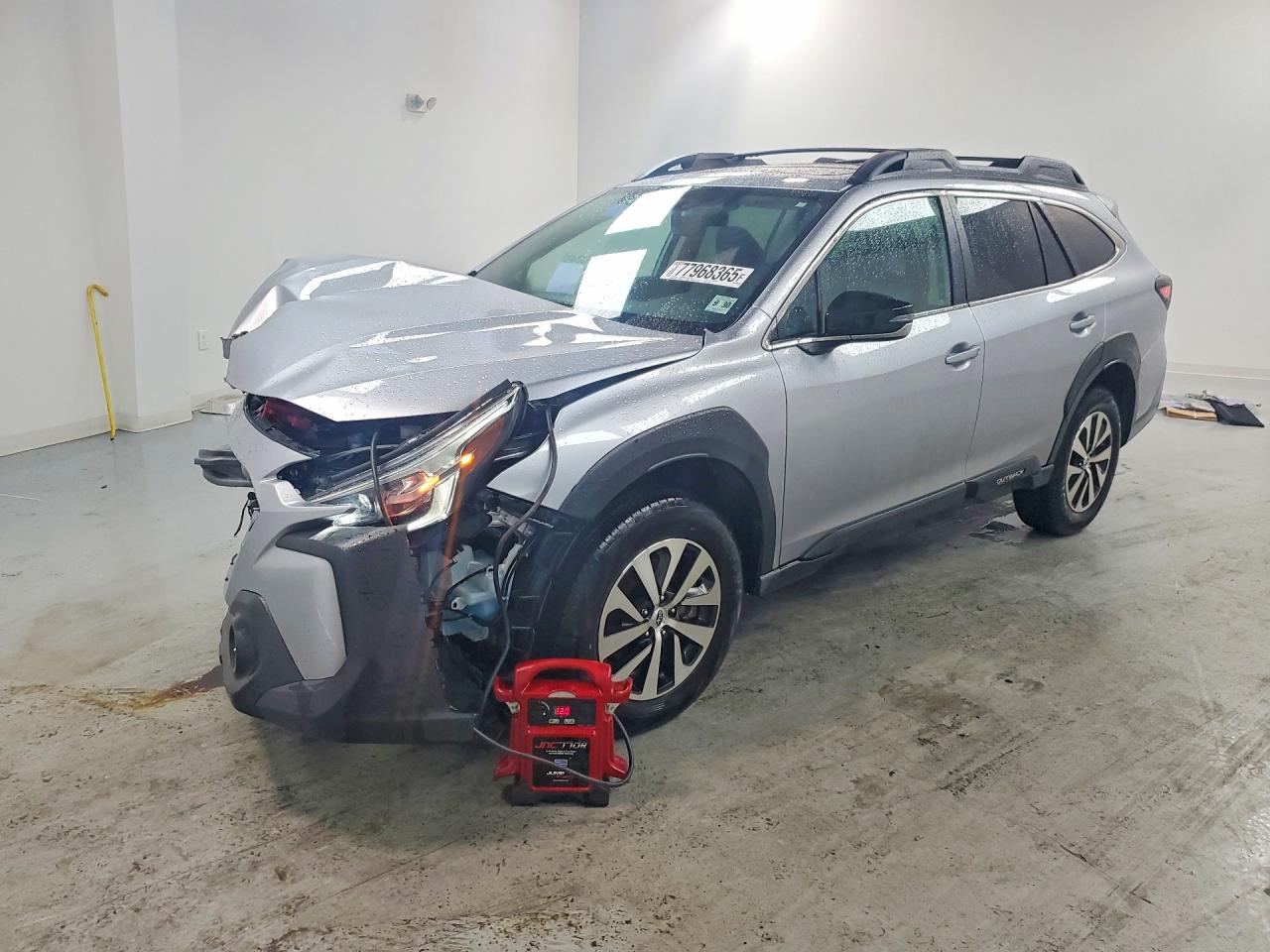 Salvage Subaru Outback Image