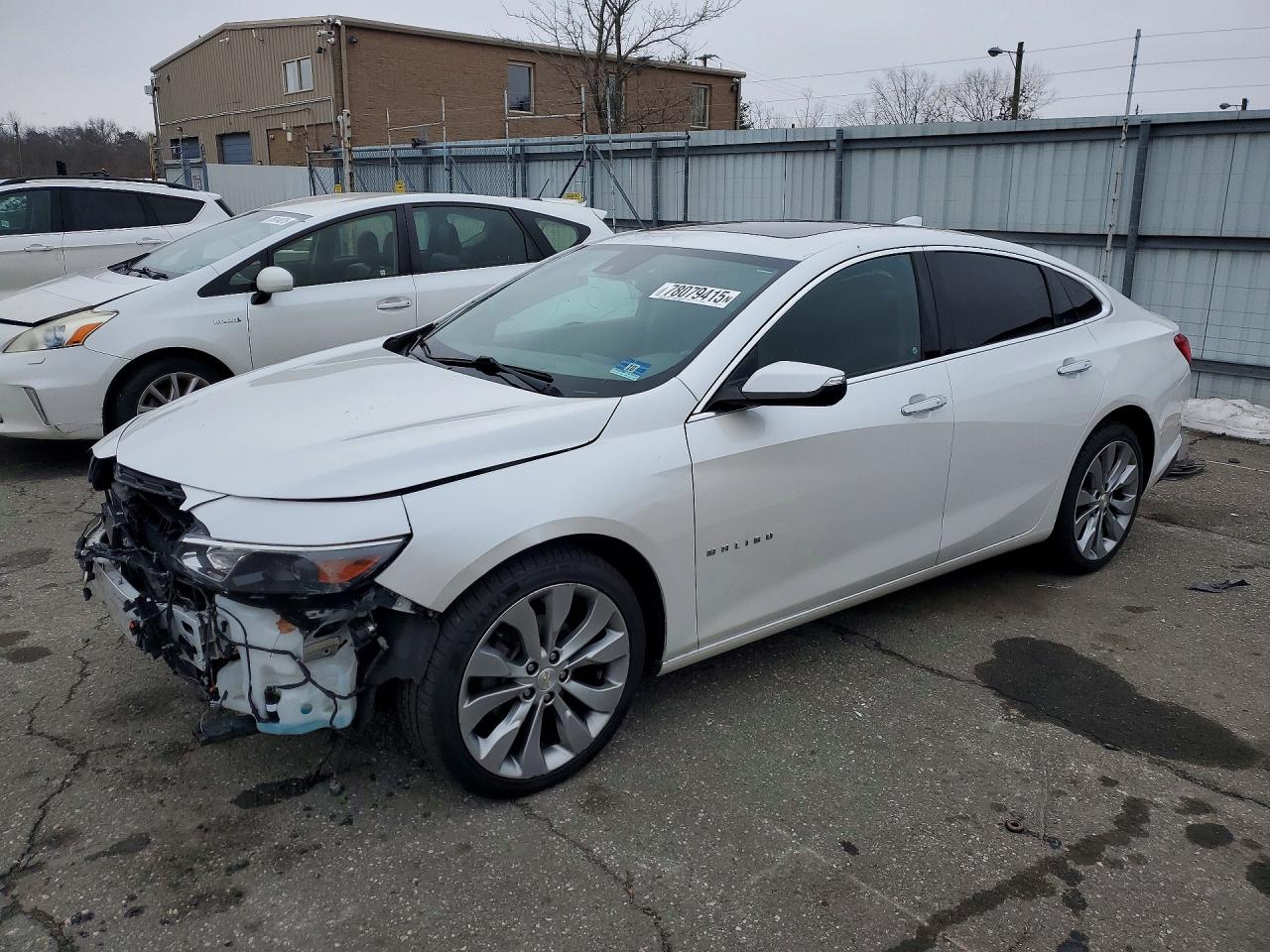 Salvage Chevrolet Malibu Image