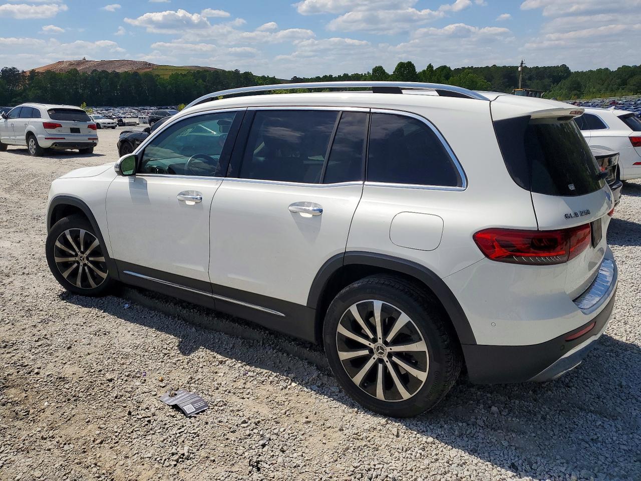 Mercedes-Benz GLB 250