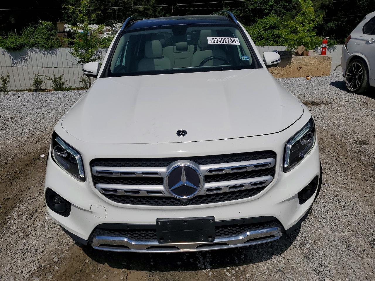 Mercedes-Benz GLB 250