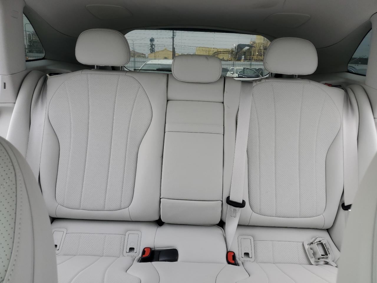 Mercedes-Benz EQE 350 4matic