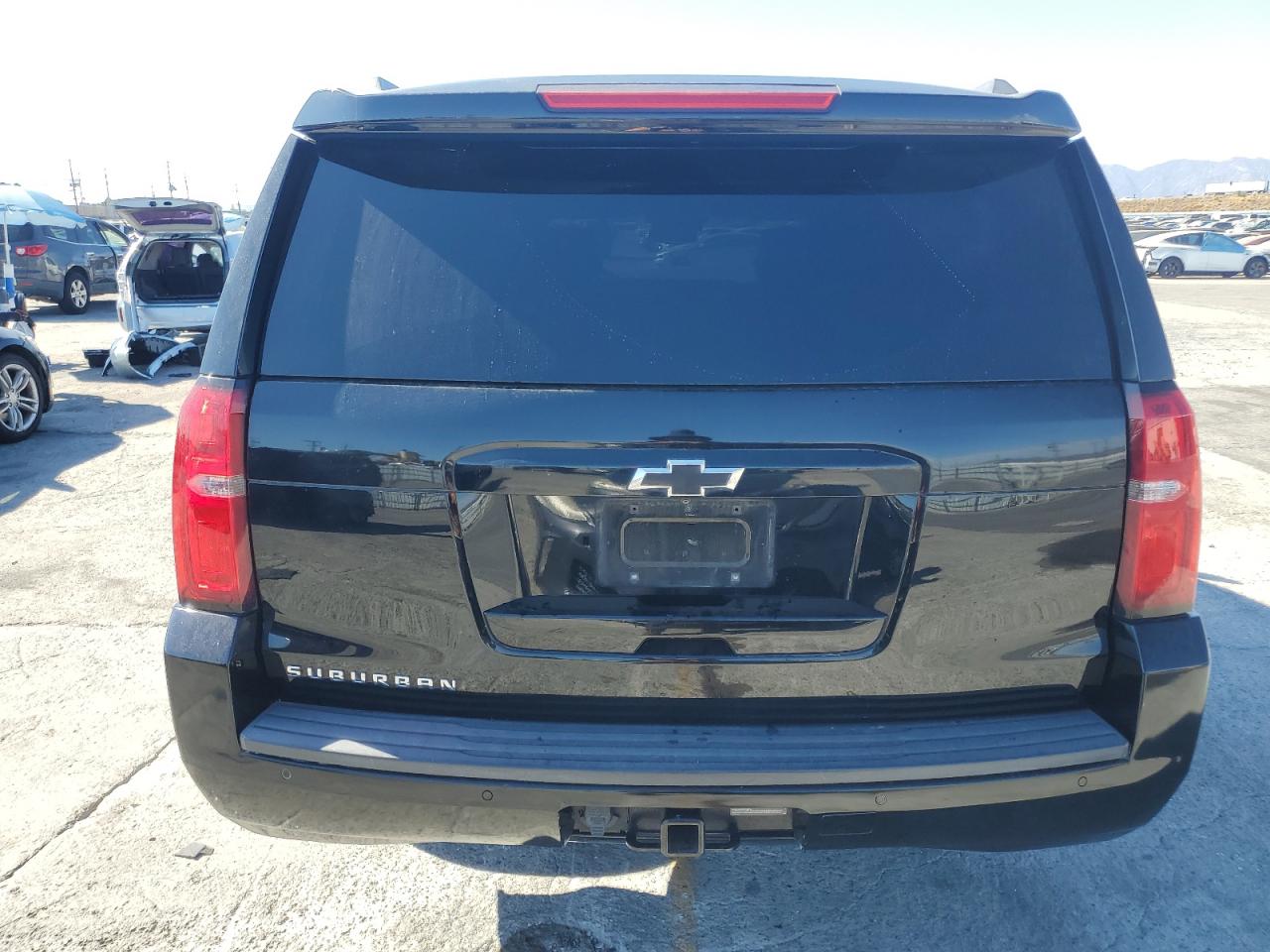 Chevrolet Suburban C1500 Ls