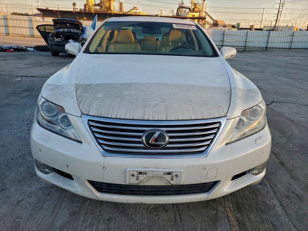 Lexus LS 460