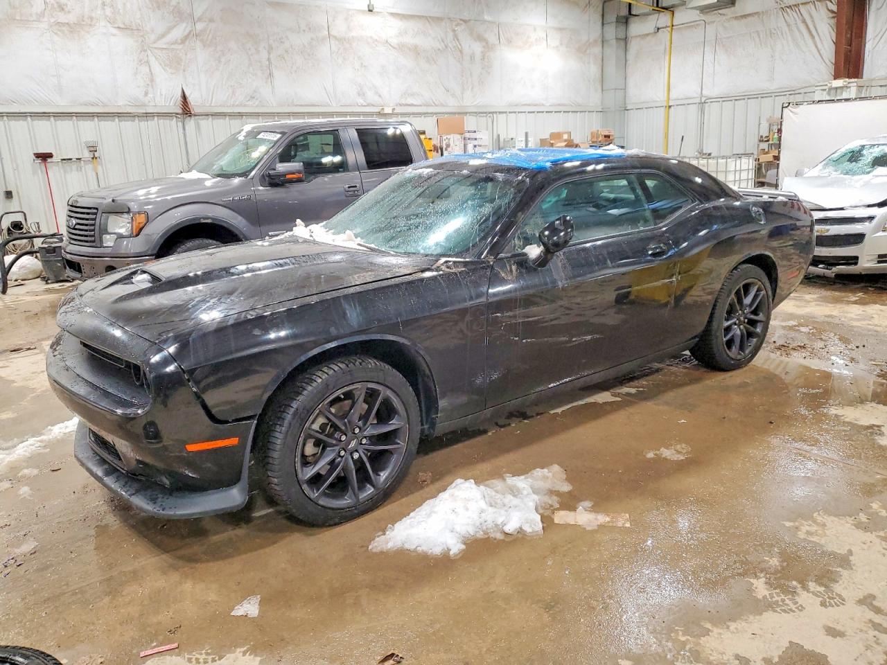 Salvage Dodge Challenger Image