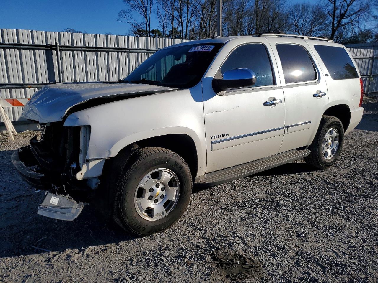 Salvage Chevrolet Tahoe Image