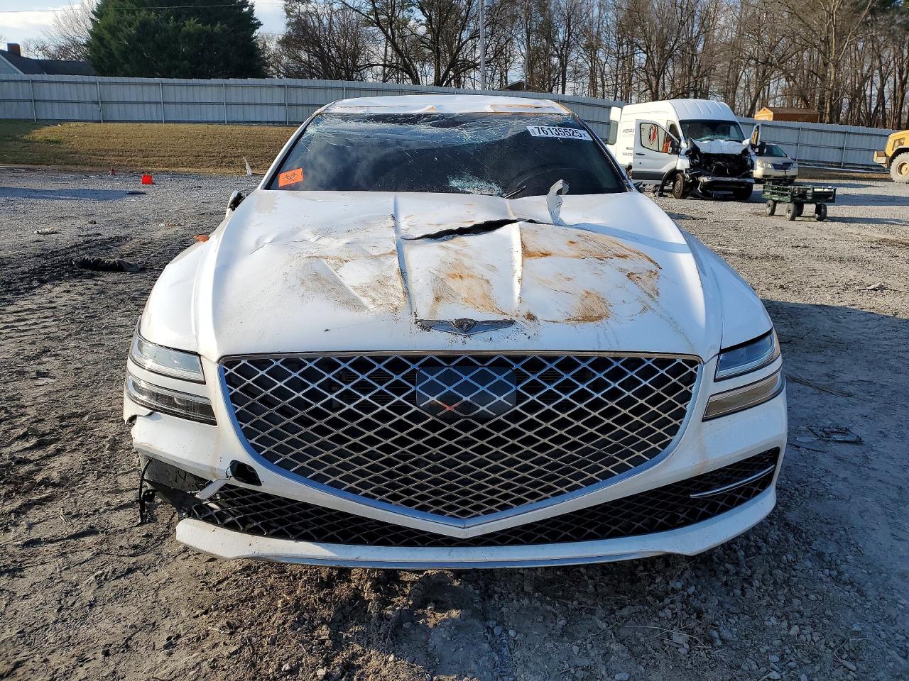 Genesis G80 Base
