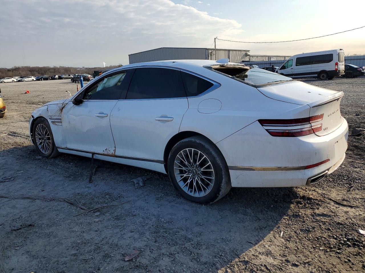 Genesis G80 Base