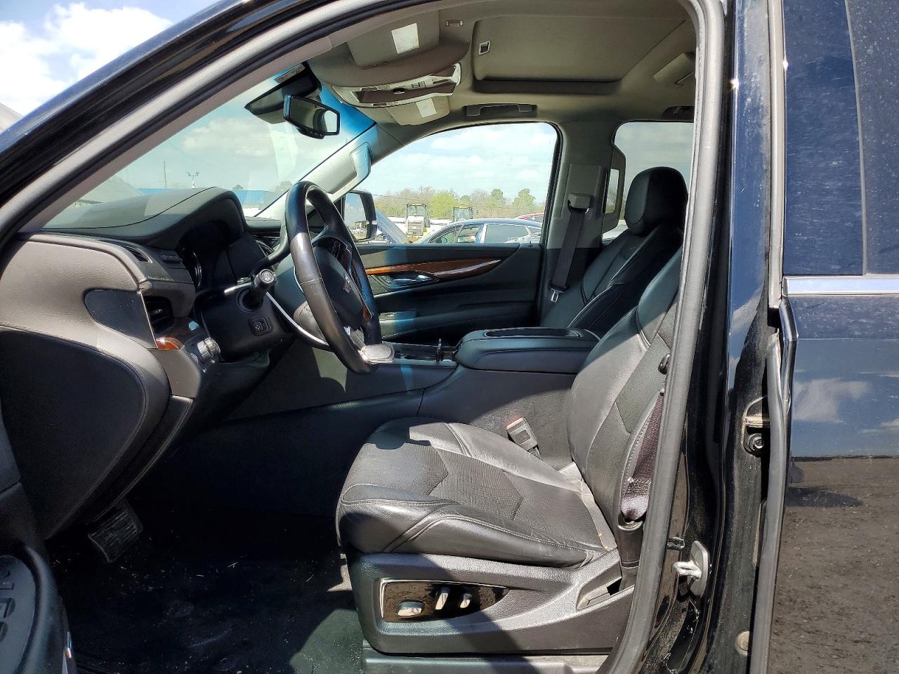 Cadillac Escalade Premium