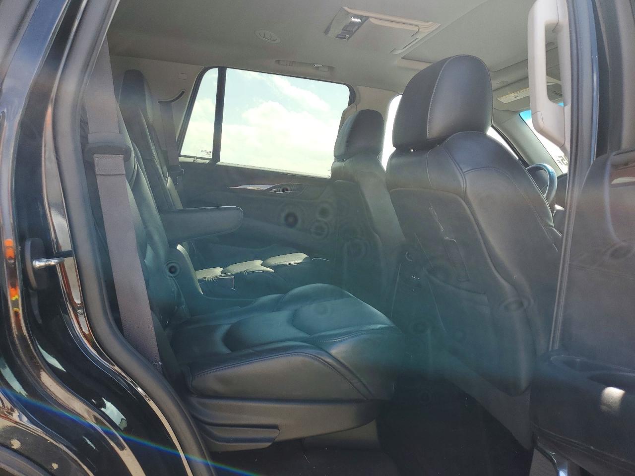 Cadillac Escalade Premium