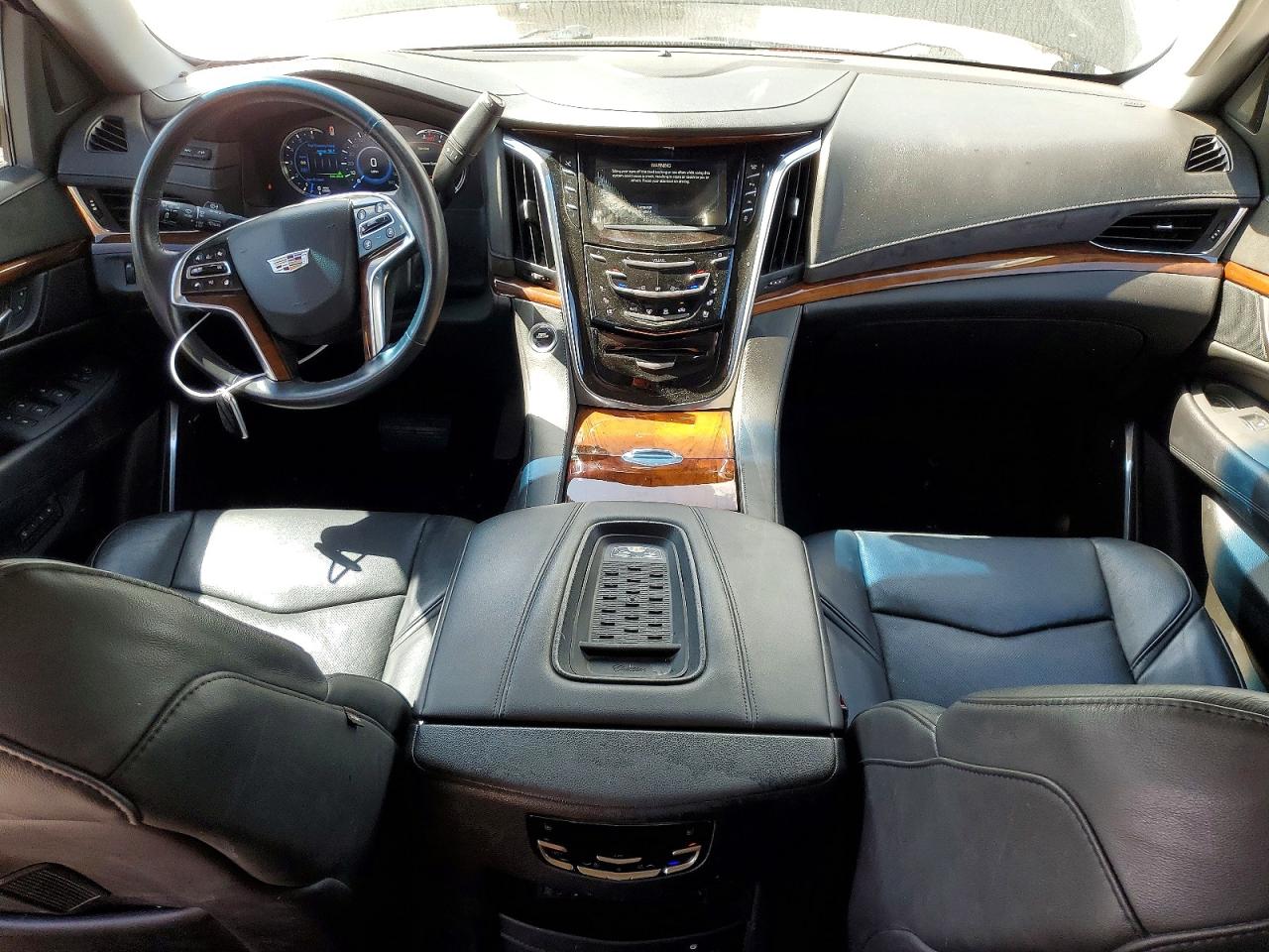 Cadillac Escalade Premium