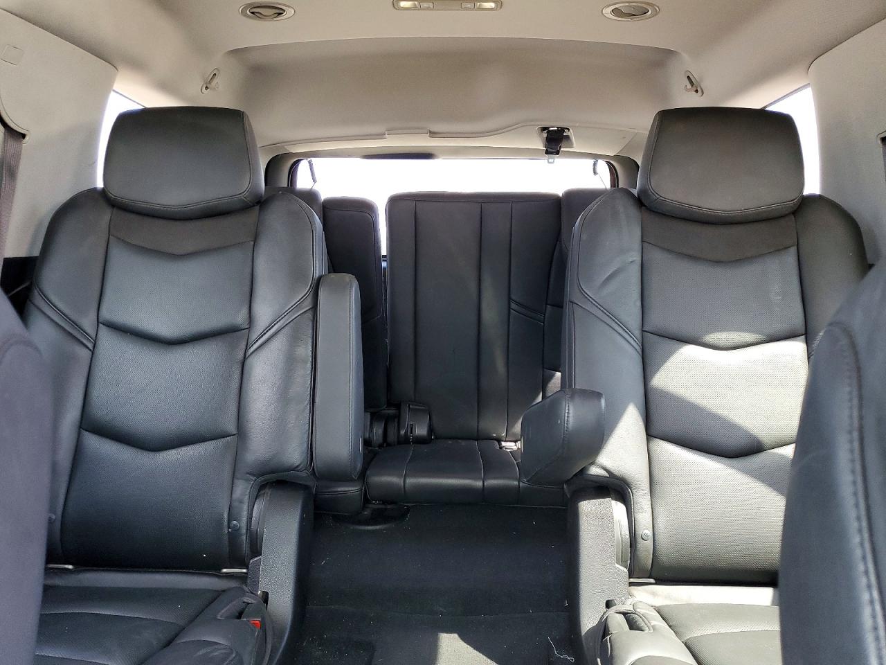 Cadillac Escalade Premium