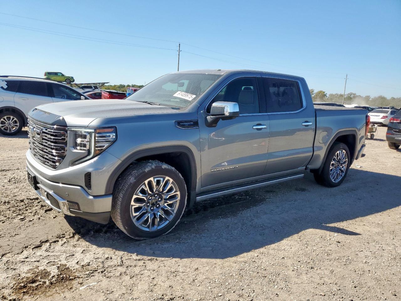 Salvage GMC Sierra Image
