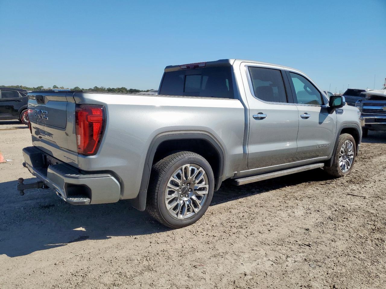 GMC Sierra K1500 Denali Ultimate