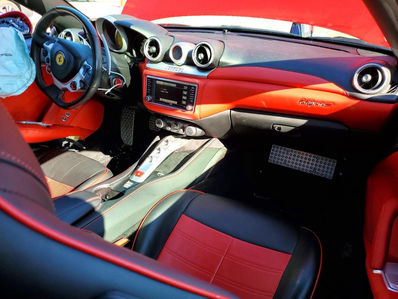 Ferrari California T
