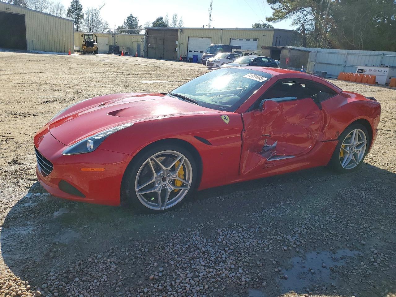 Salvage Ferrari California T Image