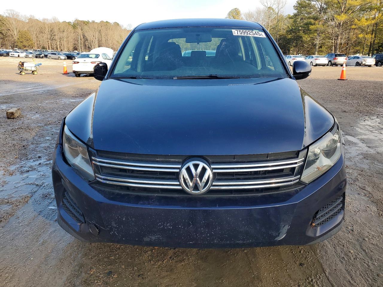 Volkswagen Tiguan S