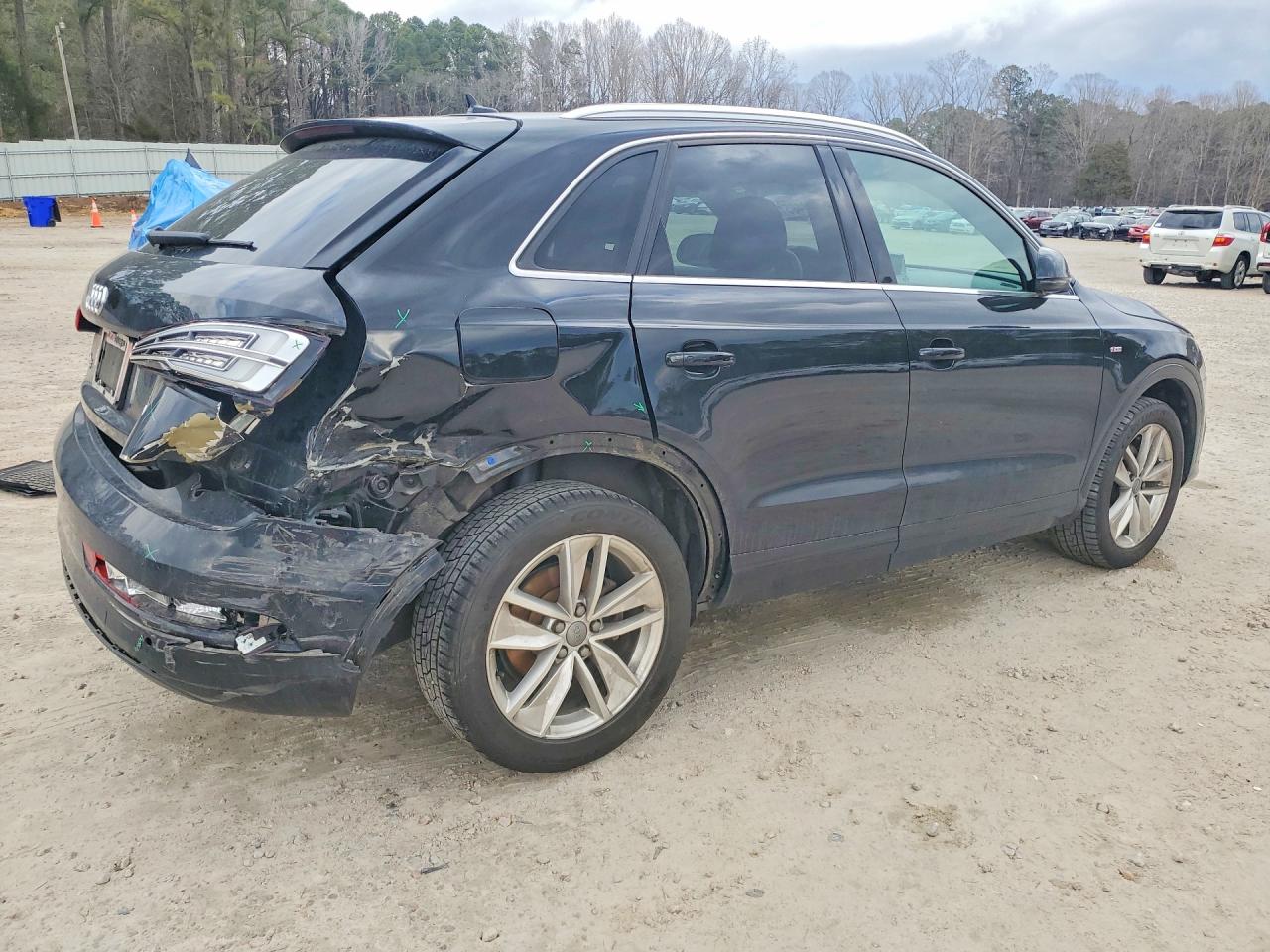 Audi Q3 Premium Plus