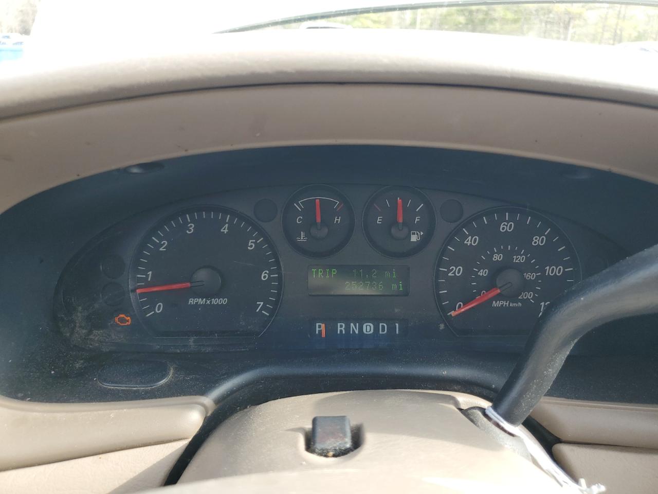Ford Taurus Se