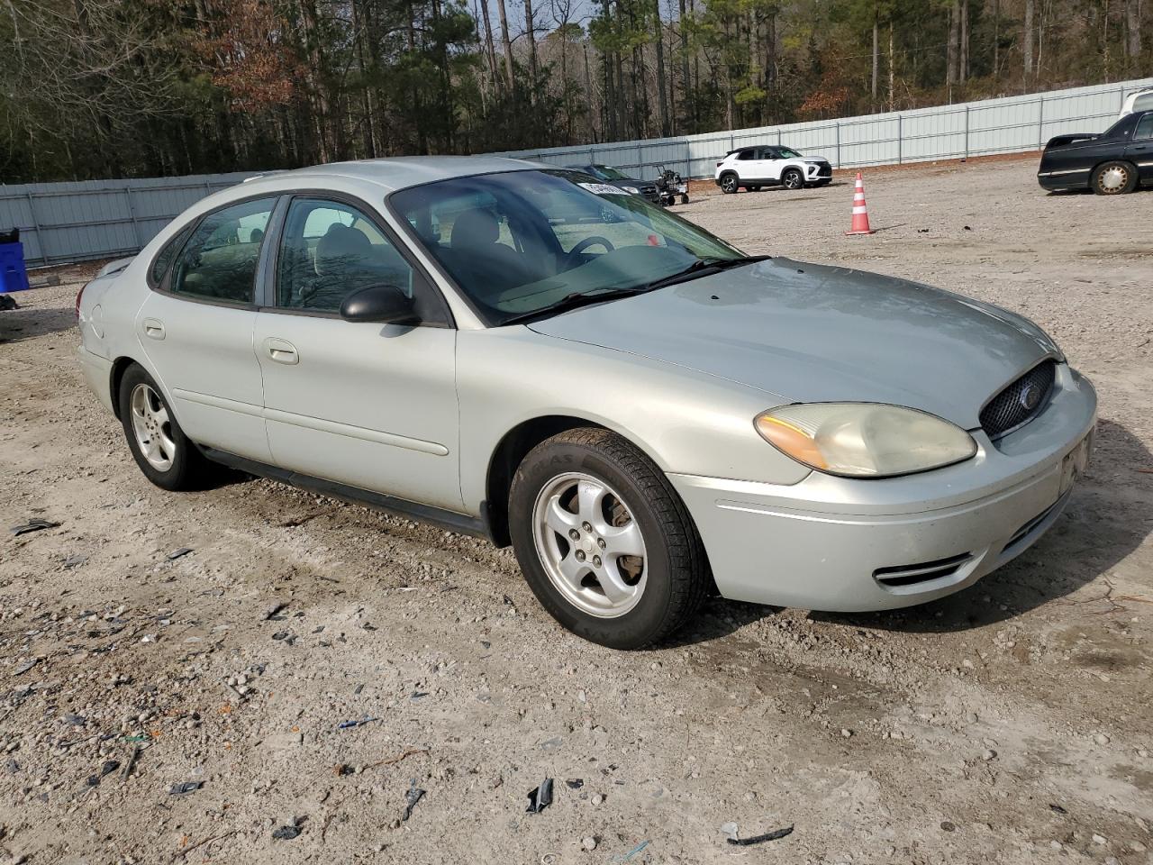 Ford Taurus Se