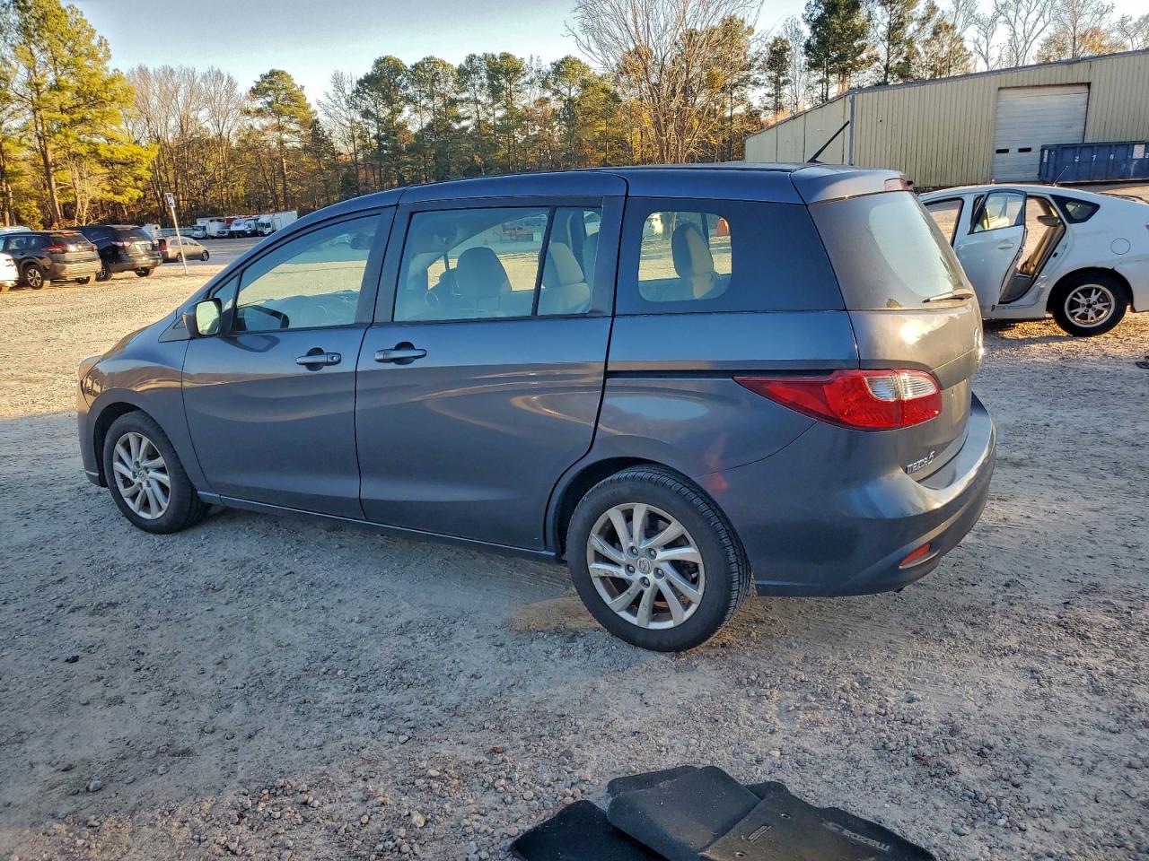 Mazda 5 Sport