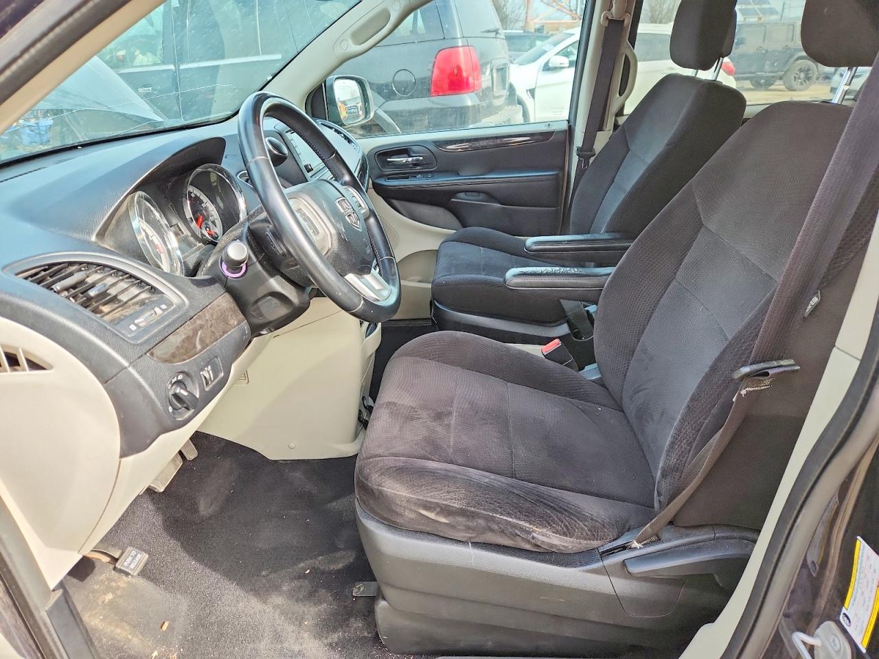 Dodge Caravan Se