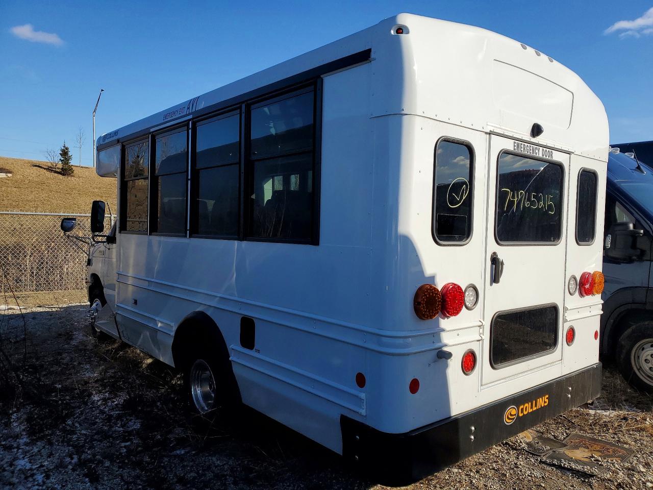 Ford Econoline E350 Super Duty Cutaway Van