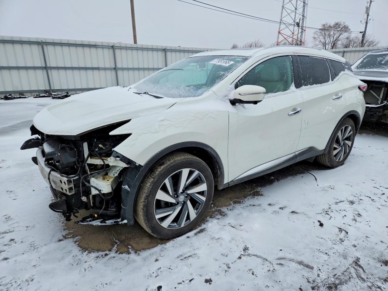 Salvage Nissan Murano Image