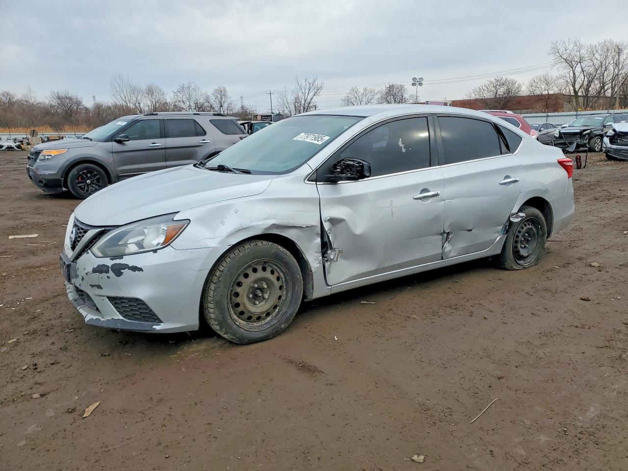 Salvage Nissan Sentra Image