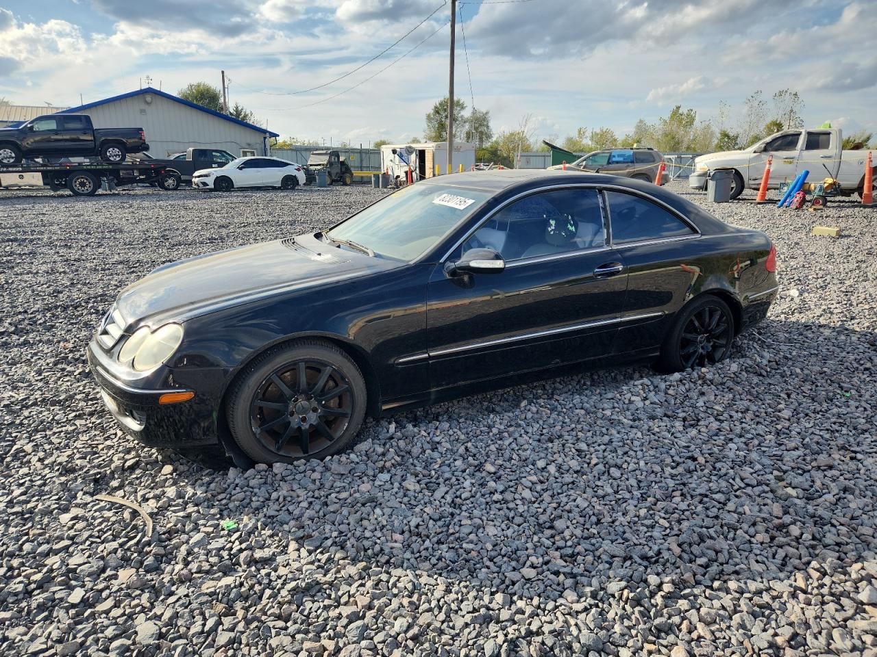 Salvage Mercedes-Benz Clk-class Image