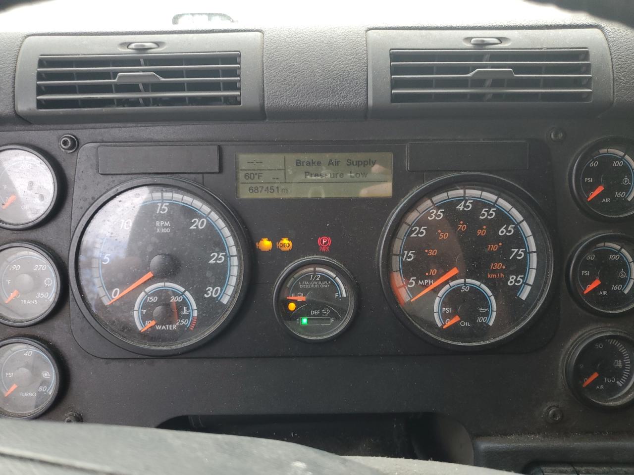 Freightliner Cascadia 1