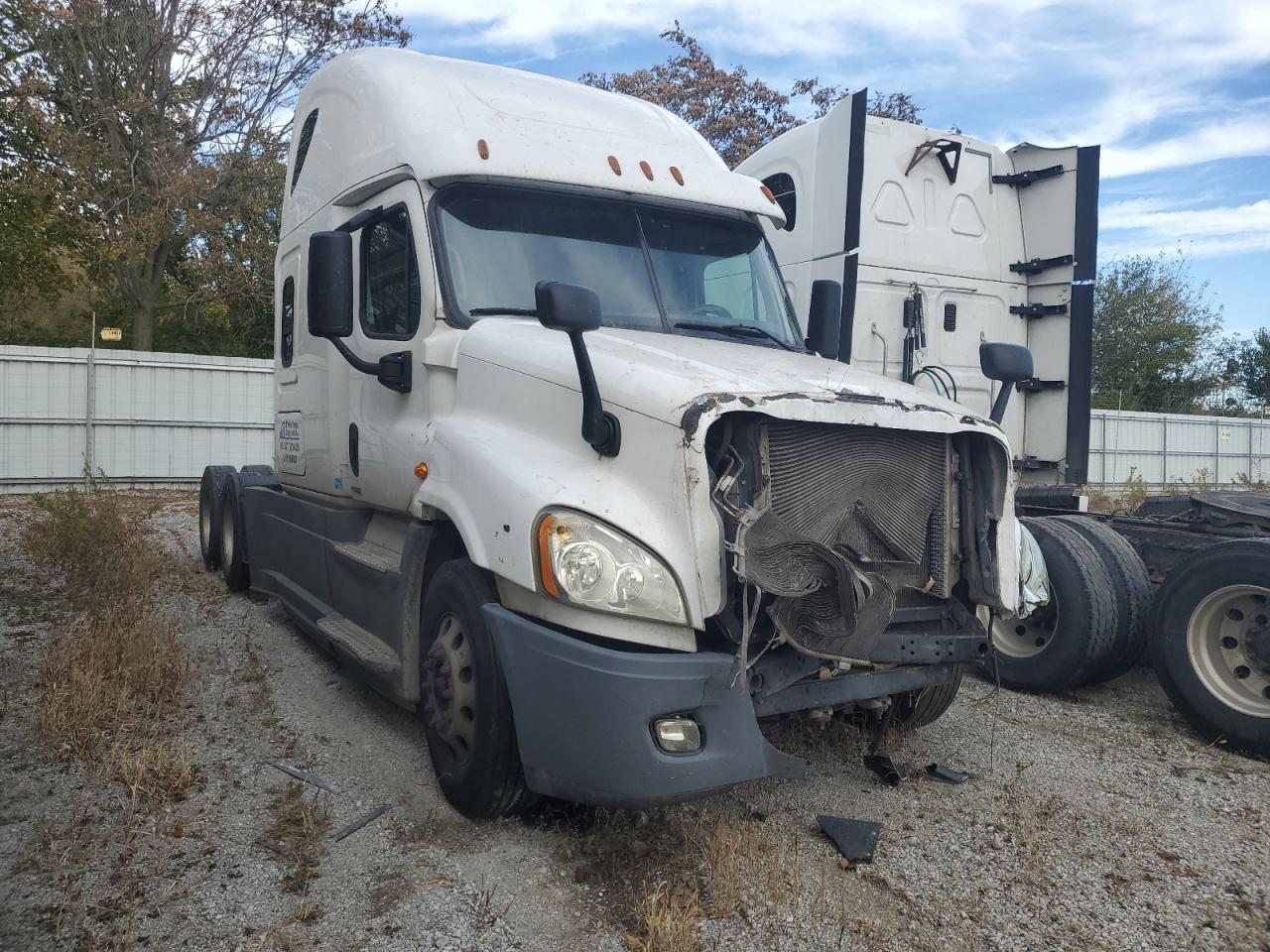 Salvage Freightliner Cascadia 1 Image