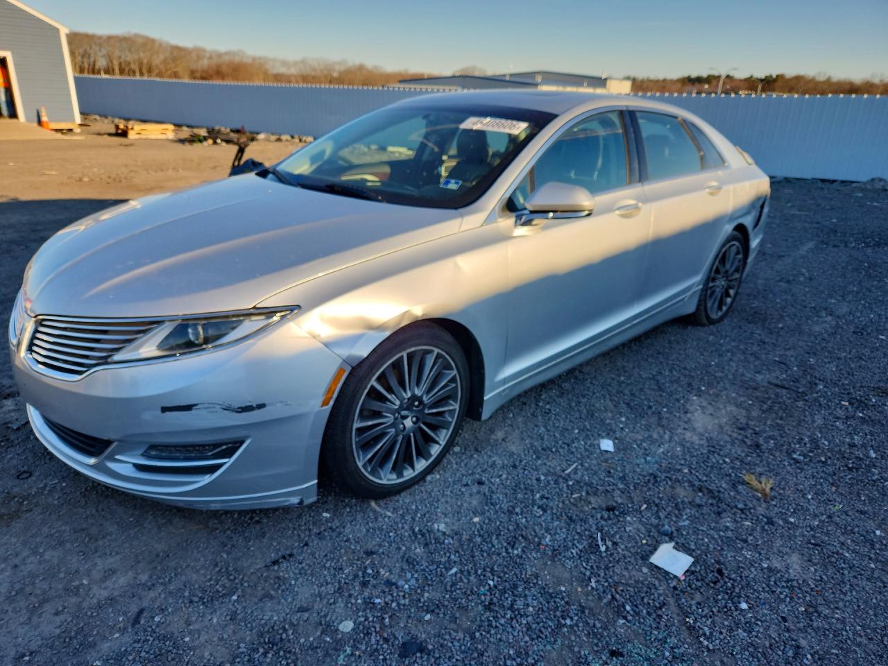 Salvage Lincoln MKZ Image