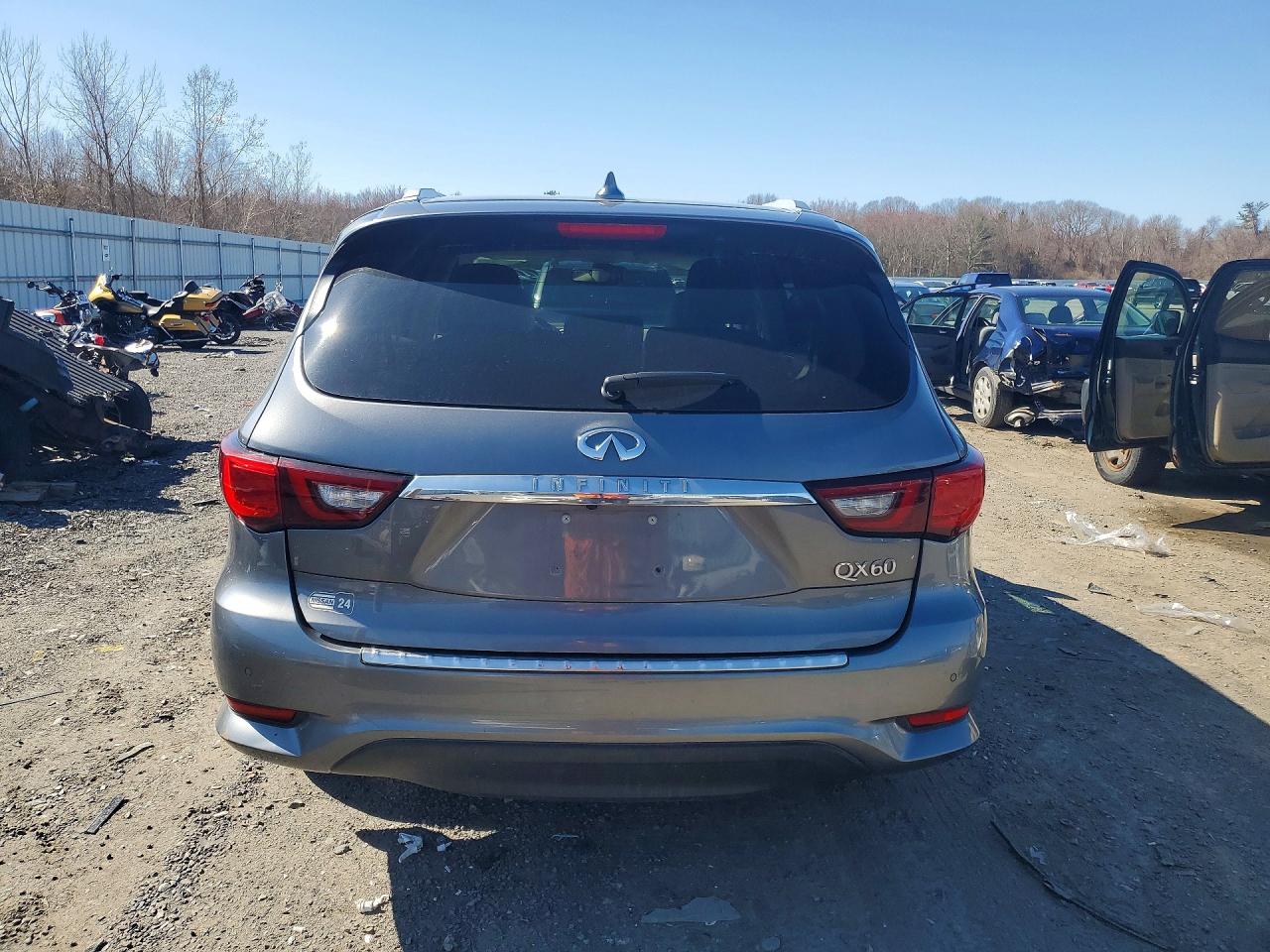 INFINITI Qx Luxe