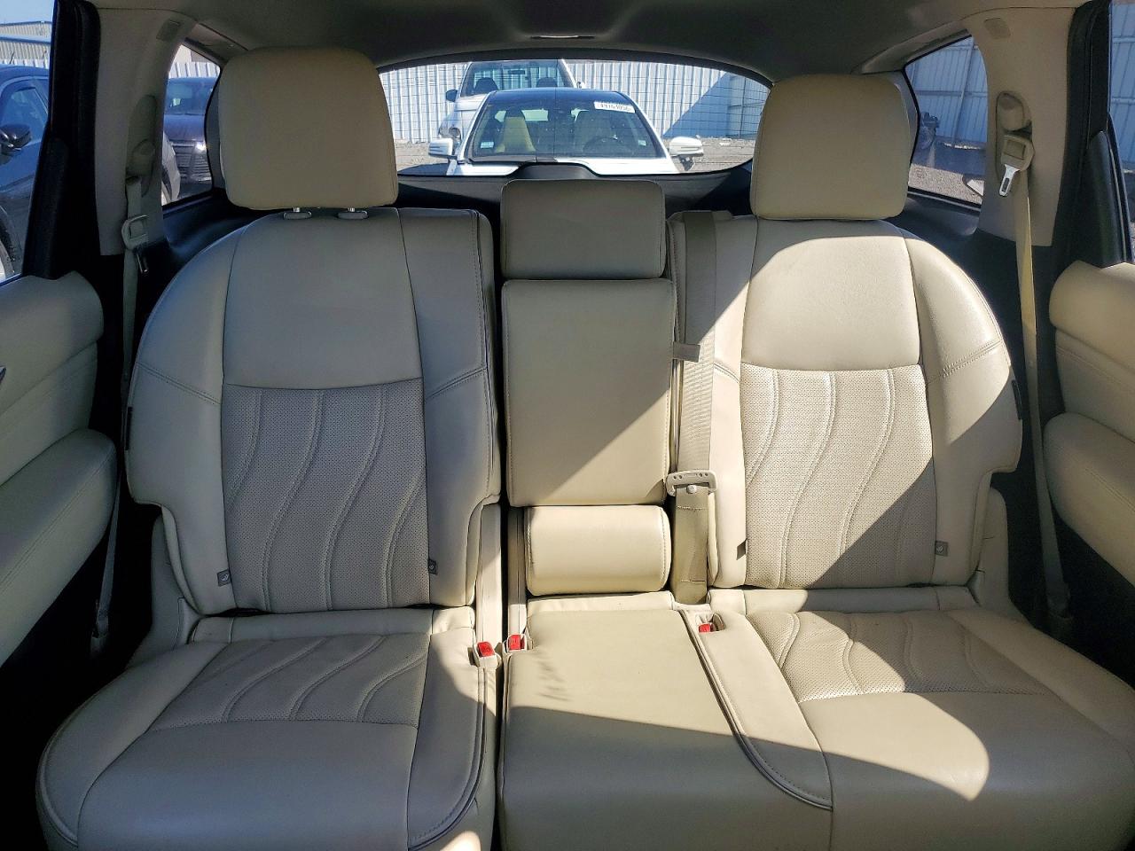 INFINITI Qx Luxe