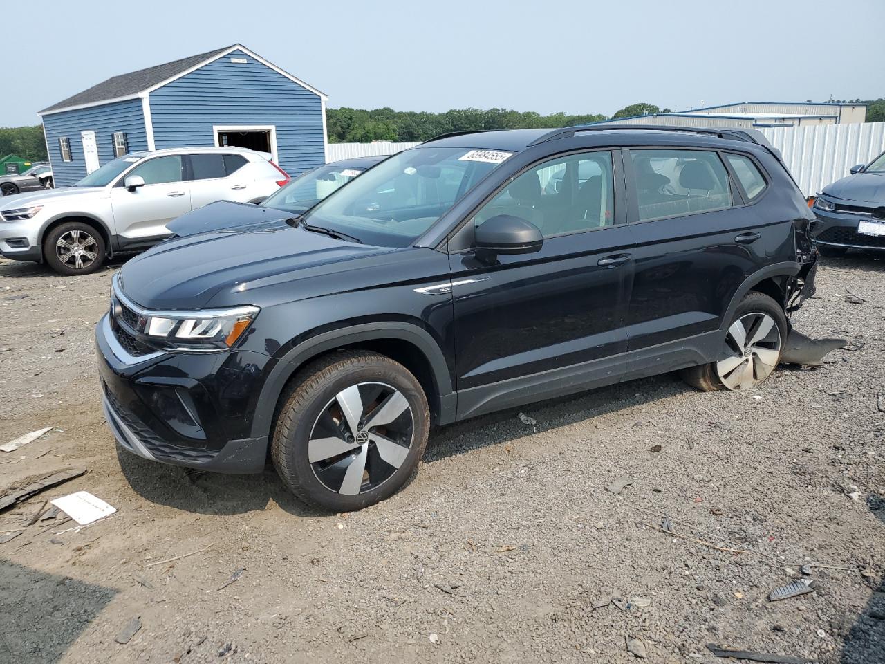 Salvage Volkswagen Taos Image