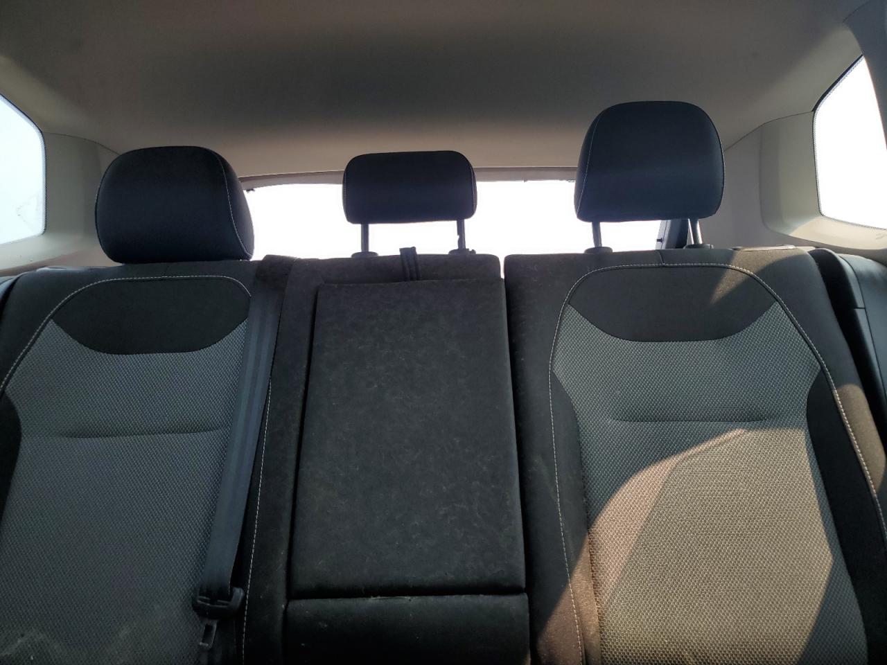 Volkswagen Taos S