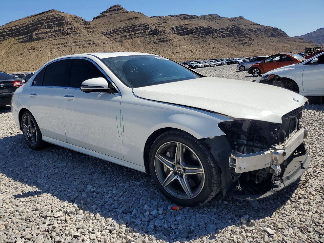 Mercedes-Benz E-Class 300