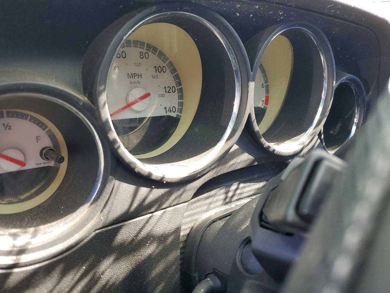 Dodge Challenger Se