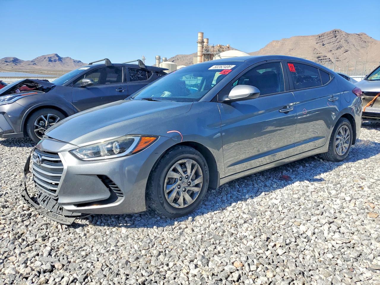 Salvage Hyundai ELANTRA Image