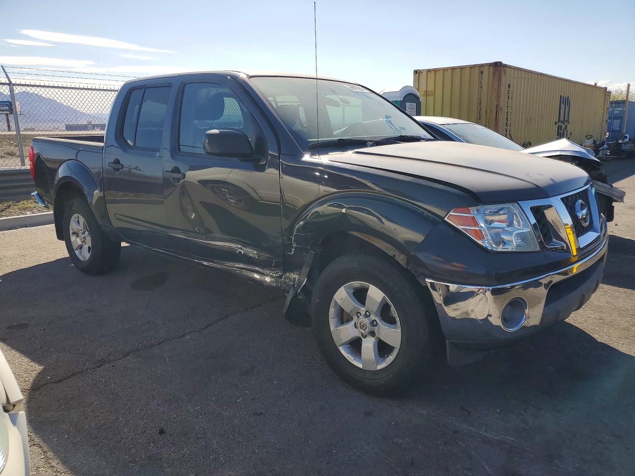 Nissan Frontier Crew Cab Se
