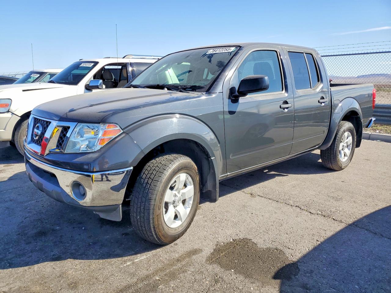 Salvage Nissan Frontier Image
