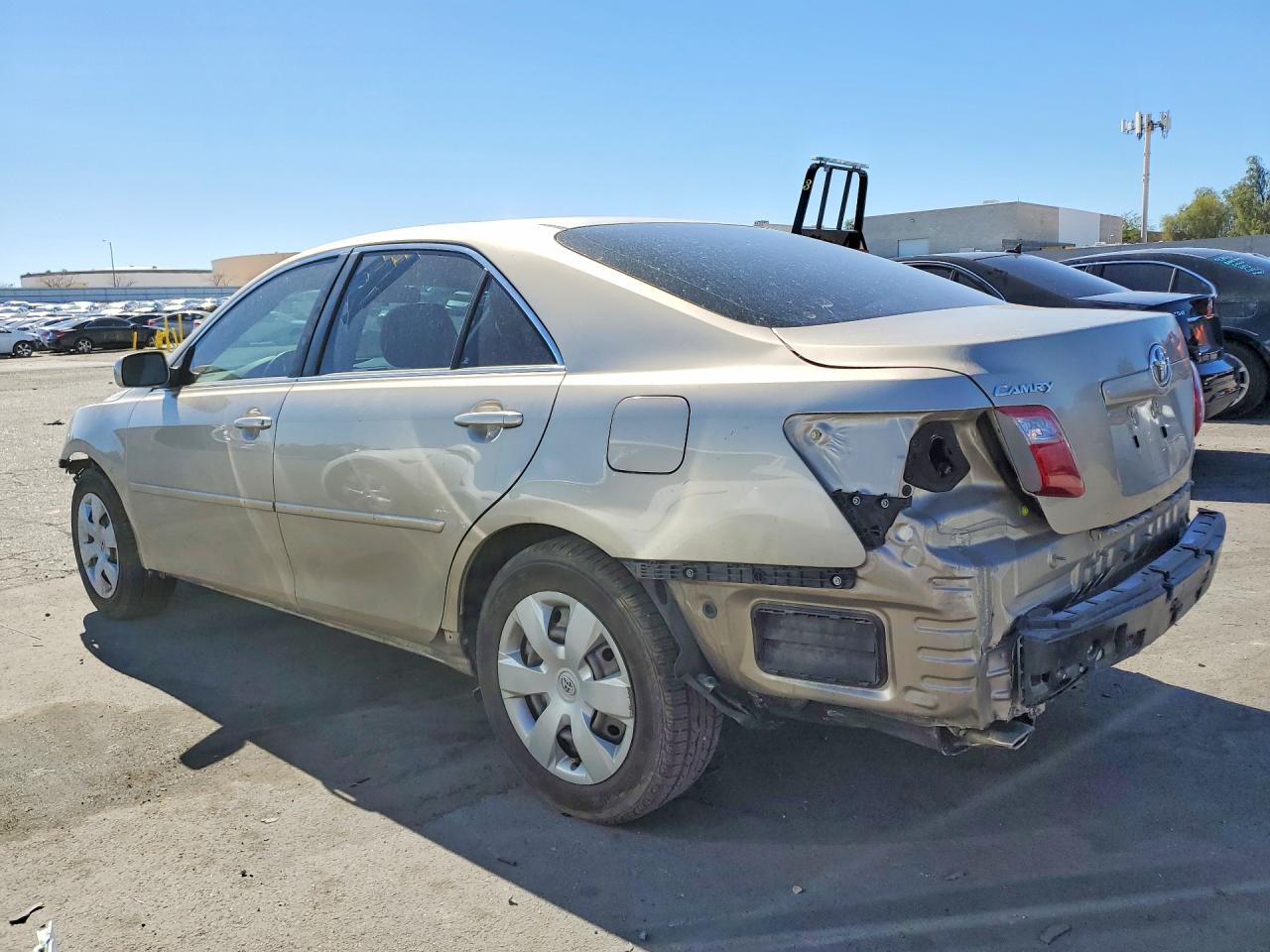 Toyota Camry Le V6