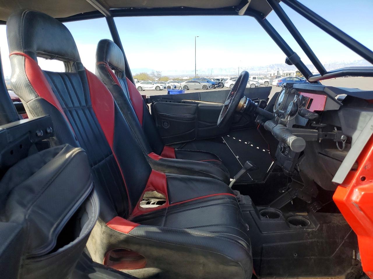 Polaris RZR