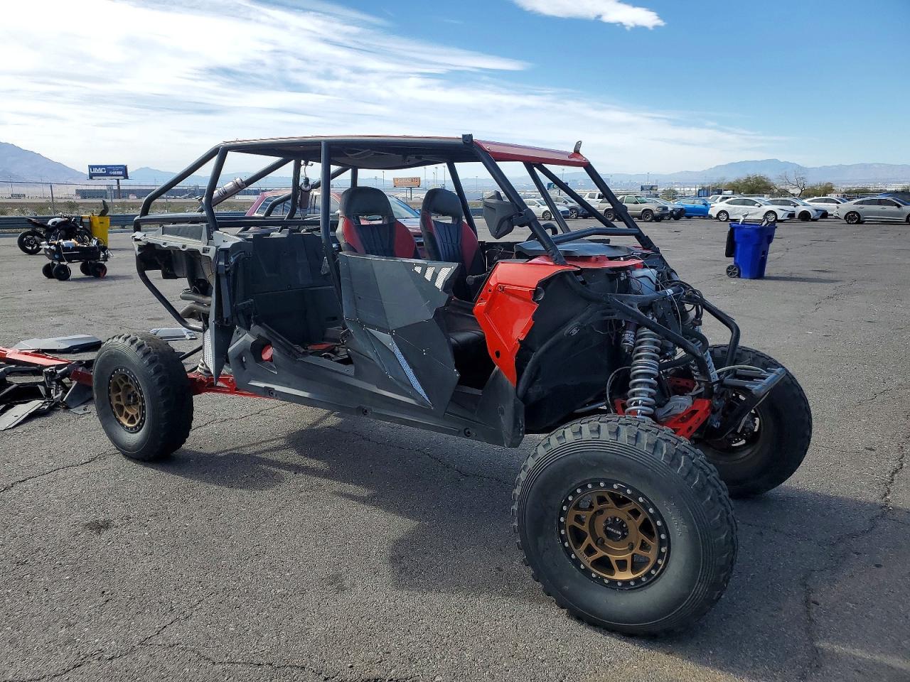 Salvage Polaris RZR Image