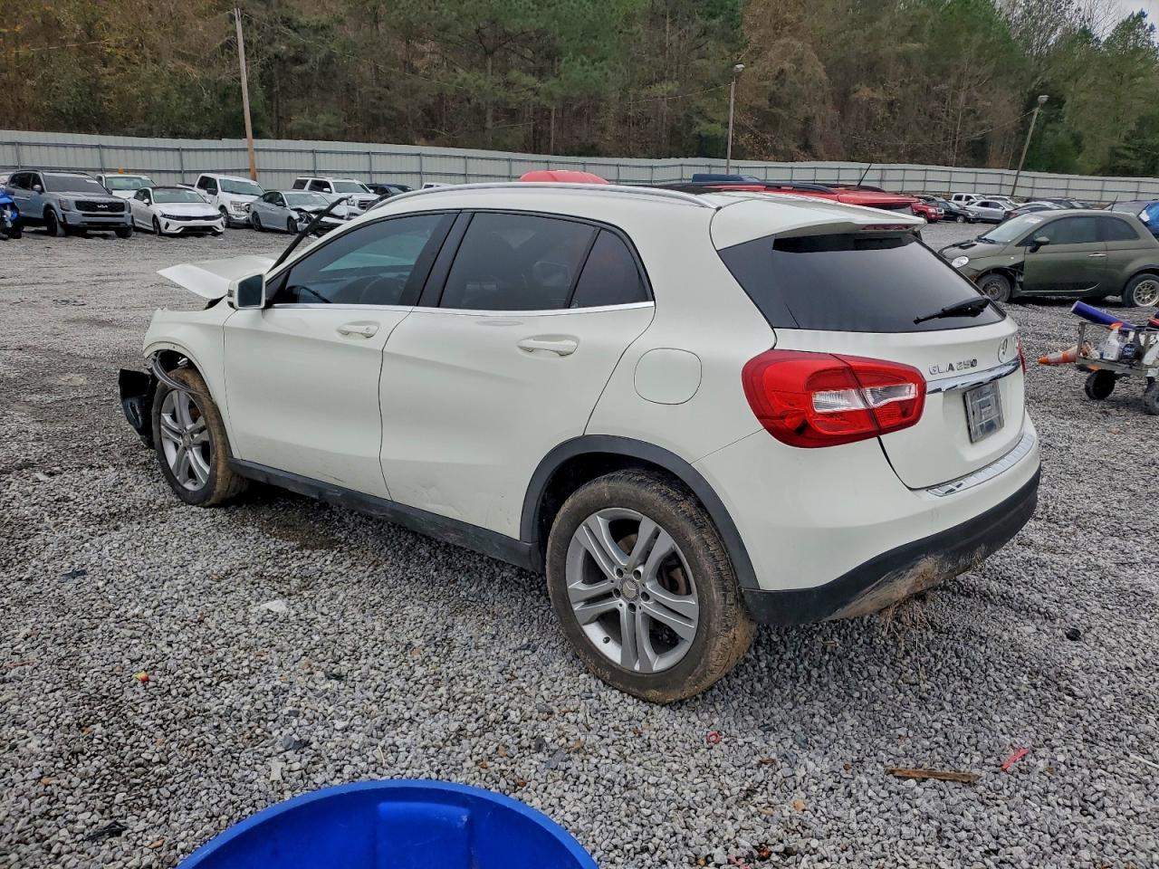 Mercedes-Benz GLA 250 4matic