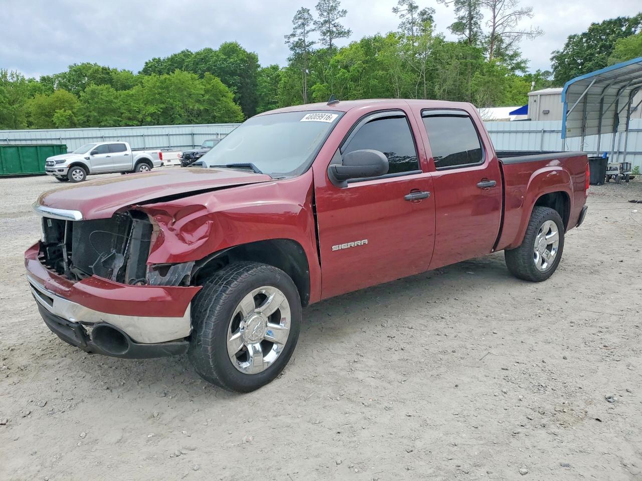 Salvage GMC Sierra Image