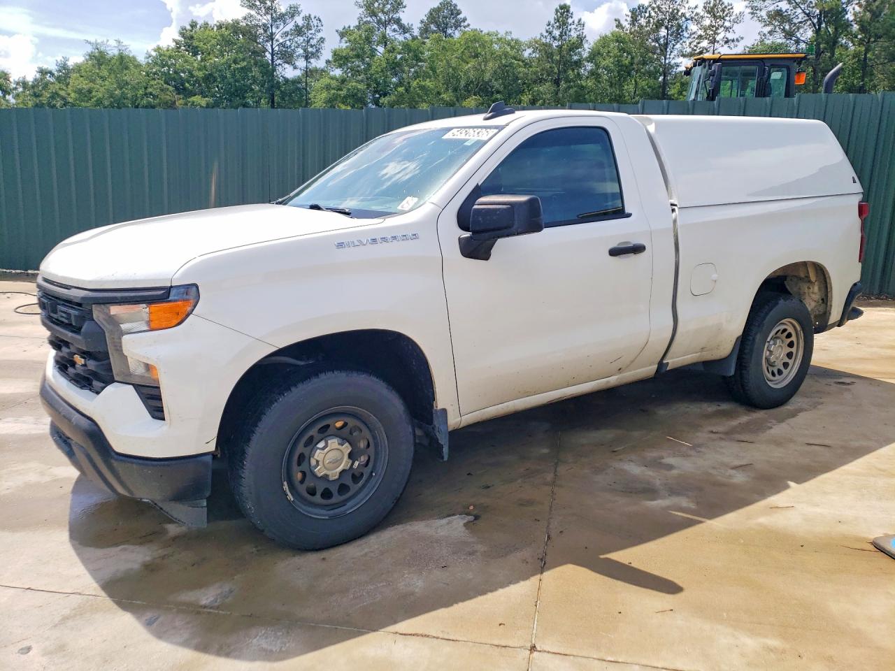 Salvage Chevrolet Silverado Image