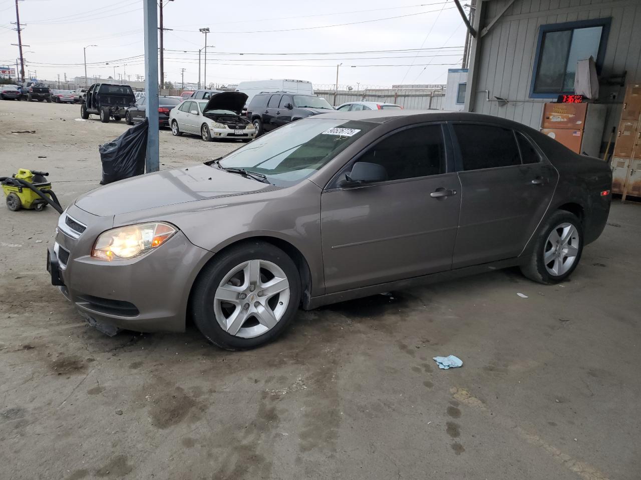 Salvage Chevrolet Malibu Image