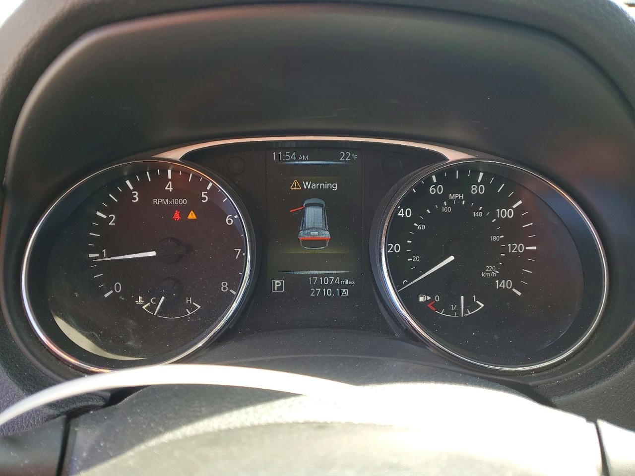 Nissan Rogue S